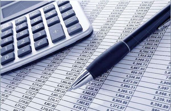 對工程進(jìn)行驗收，交付合同余款